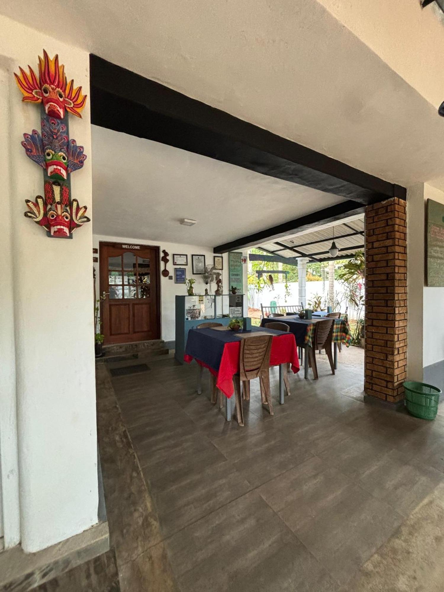 Goalma Family Holiday Resort & Restaurant Anuradhapura Exterior foto